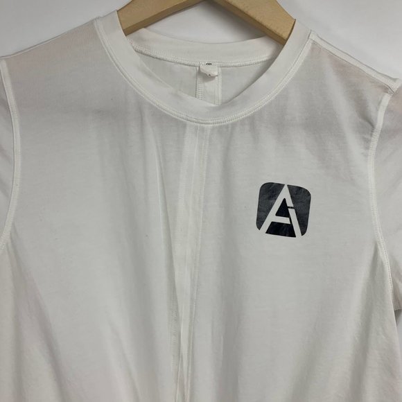 Lululemon Women's Knot A Problem Front Tie Short Sleeve Crew Neck T-Shirt Size 4 - Picture 4 of 10